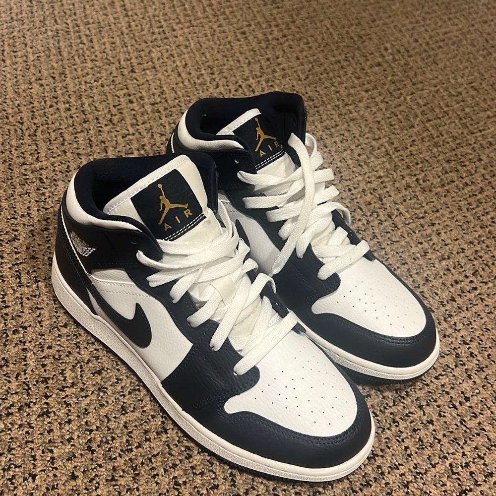 Jordan 1 Mid Armory Navy